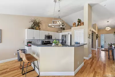 5325 S Lisbon Way, Centennial, CO 80015 - Photo 7