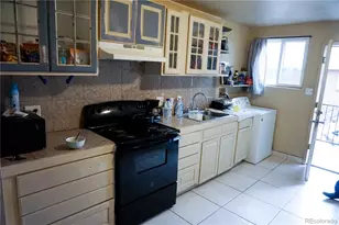 5530 W 3rd Pl, Lakewood, CO 80226 - Photo 3