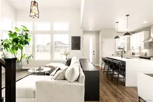 6250 Stable View St, Castle Pines, CO 80108 - Photo 9