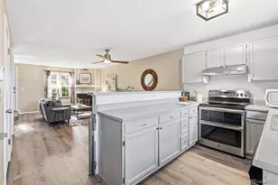 1218 S Flower Cir, Lakewood, CO 80232 - Photo 15