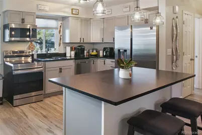 39 S Nome Street, Aurora, CO 80012 - Photo 9