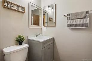 39 S Nome St, Aurora, CO 80012 - Photo 21
