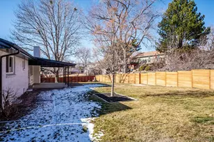 2661 S Chase Ln, Lakewood, CO 80227 - Photo 35