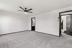 16562 E Louisiana Dr, Aurora, CO 80017 - Photo 17
