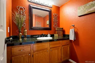 10038 Deer Creek St, Highlands Ranch, CO 80129 - Photo 15