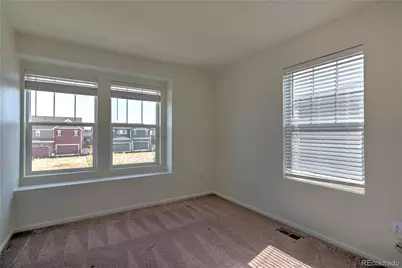 6253 N Liverpool Street, Aurora, CO 80019 - Photo 11