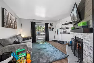 195 S Sable Blvd, Aurora, CO 80012 - Photo 3