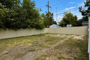 1132 Moline St, Aurora, CO 80010 - Photo 7