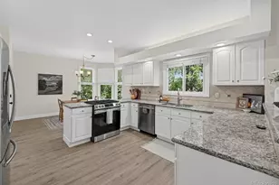 825 Huntington Dr, Highlands Ranch, CO 80126 - Photo 9