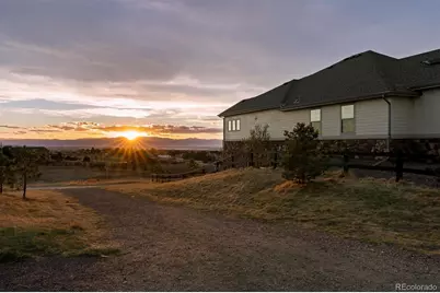 8749 S Quatar Street, Aurora, CO 80016 - Photo 35