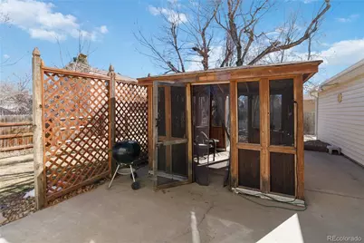 64 Macon Street, Aurora, CO 80010 - Photo 47