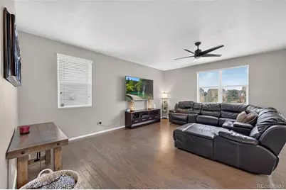 914 Charlton Drive, Windsor, CO 80550 - Photo 5