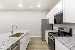 22163 E 7th Pl, Aurora, CO 80018 - Photo 7