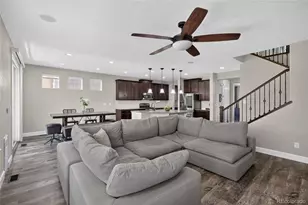 4862 S Versailles Ct, Aurora, CO 80015 - Photo 11