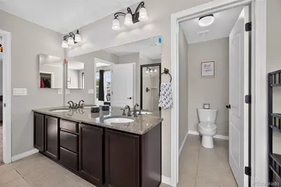 4862 S Versailles Court, Aurora, CO 80015 - Photo 25