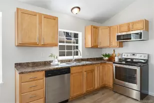 9734 W Elmhurst Pl, Littleton, CO 80128 - Photo 15