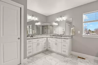 212 E Mountain View Avenue, Longmont, CO 80501 - Photo 29