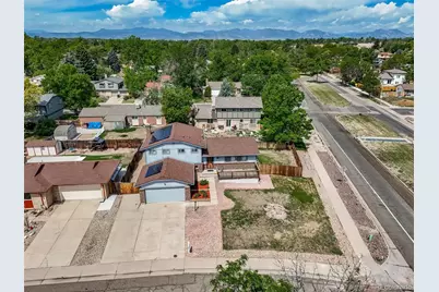 8293 Yukon Court, Arvada, CO 80005 - Photo 5