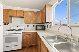 375 Kipp Ave, Keenesburg, CO 80643 - Photo 13