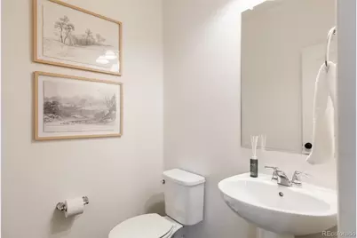 9300 E 61st Avenue, Denver, CO 80238 - Photo 11