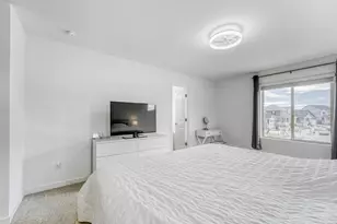 27693 E 1st Pl, Aurora, CO 80018 - Photo 13