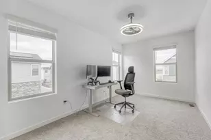 27693 E 1st Pl, Aurora, CO 80018 - Photo 23