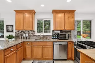 3048 S Adams St, Denver, CO 80210 - Photo 11