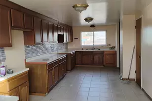 6081 E 61st Ave, Commerce City, CO 80022 - Photo 17