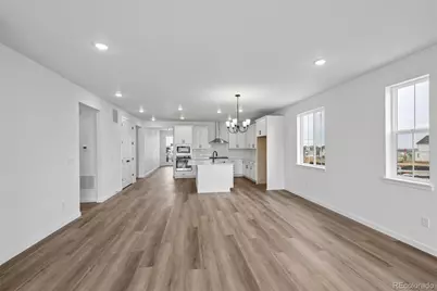 2122 S Irvington Street, Aurora, CO 80018 - Photo 11