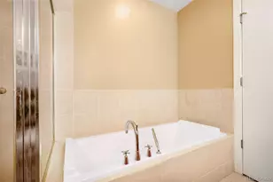 410 Acoma St, Denver, CO 80204 - Photo 9