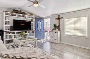 9400 Elm Ct, Denver, CO 80260 - Photo 3