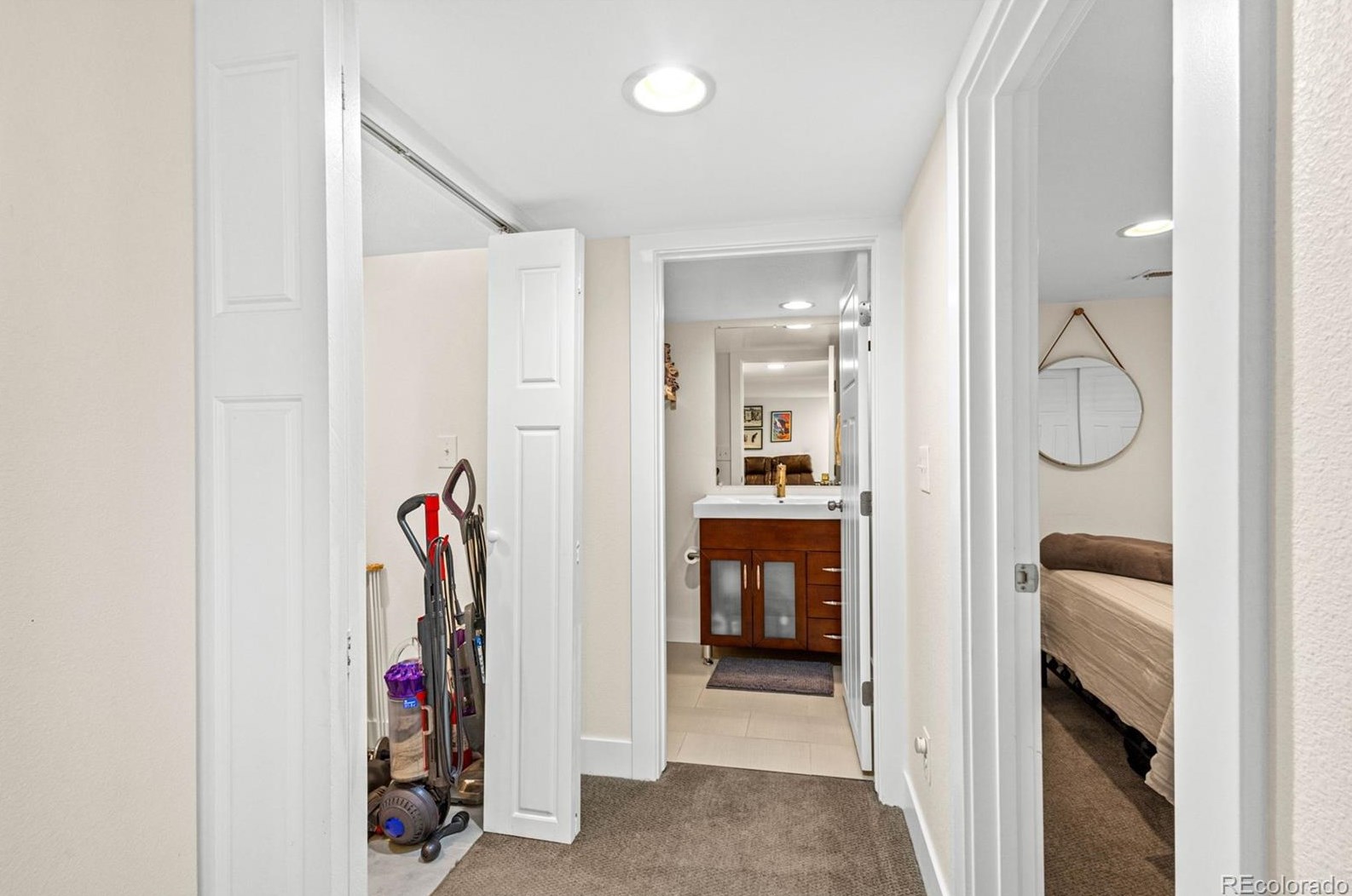 2824 Clayton St, Denver CO  80210-6417 exterior