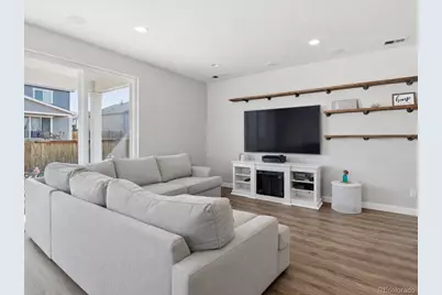 924 N Waterloo Street, Aurora, CO 80018 - Photo 9