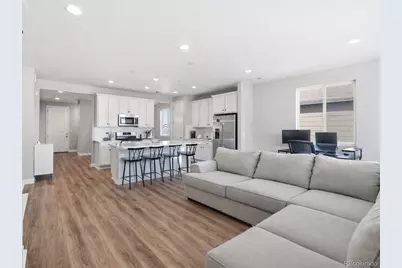 924 N Waterloo Street, Aurora, CO 80018 - Photo 9