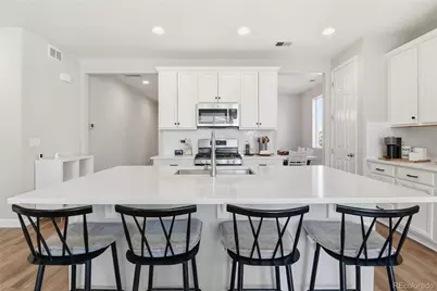 924 N Waterloo Street, Aurora, CO 80018 - Photo 3