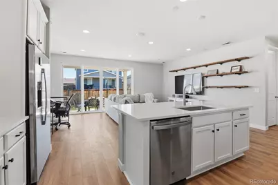924 N Waterloo Street, Aurora, CO 80018 - Photo 5