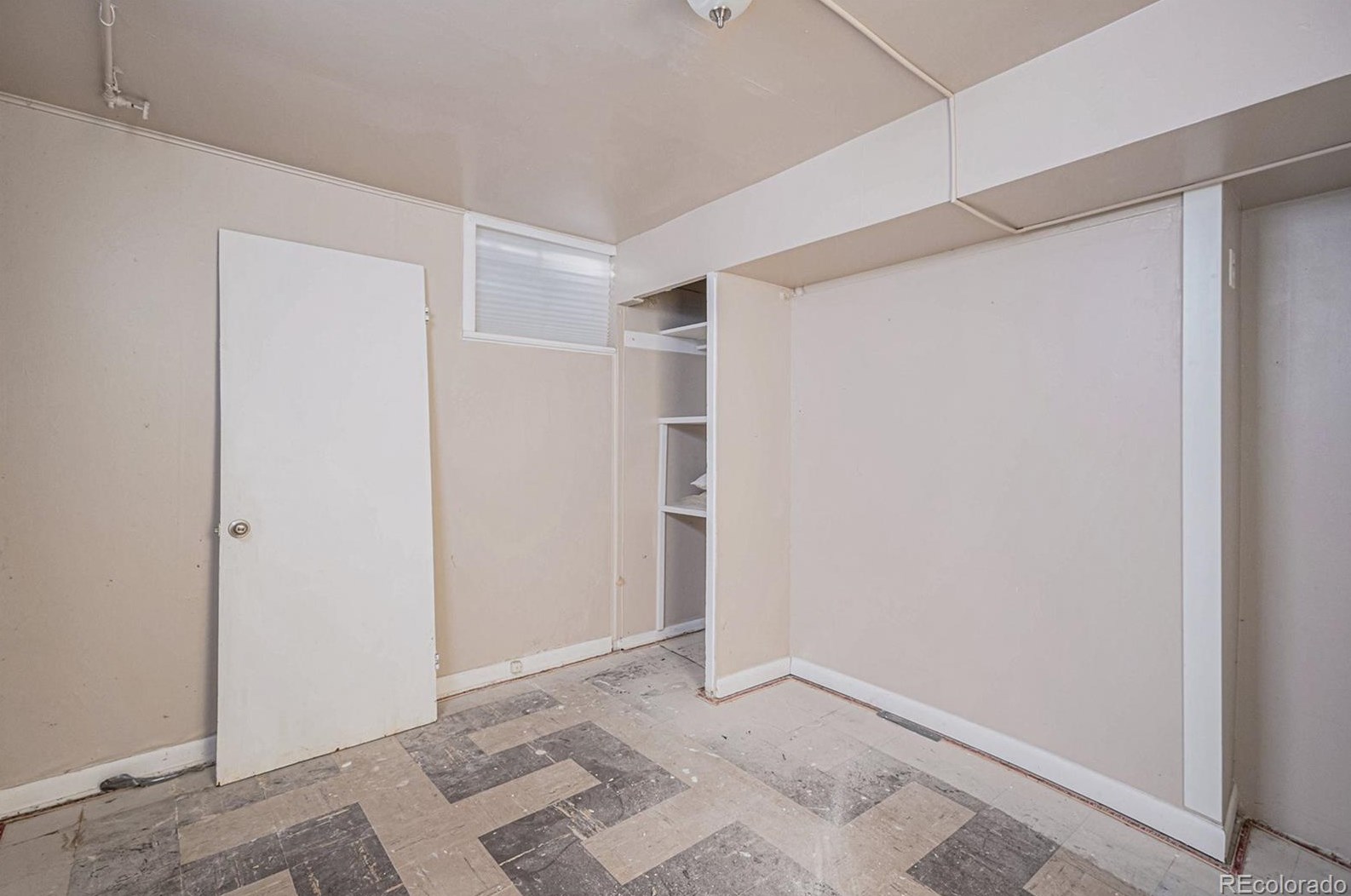 10525 Montview Blvd, Denver CO  80010-2334 exterior