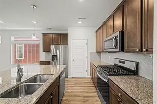 17975 E 103rd Ave, Commerce City, CO 80022 - Photo 13