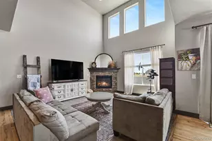 1833 Castle Hill Dr, Windsor, CO 80550 - Photo 3