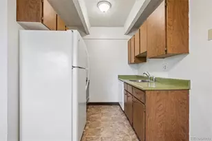 800 W Belleview Ave, Englewood, CO 80110 - Photo 5