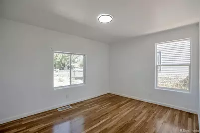1172 Iola Street, Aurora, CO 80010 - Photo 7