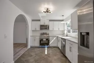 1172 Iola St, Aurora, CO 80010 - Photo 3