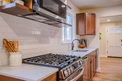 944 S Pecos Way, Denver, CO 80223 - Photo 9