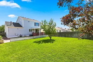 15633 E 51st Pl, Denver, CO 80239 - Photo 5