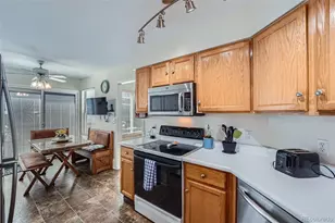 2275 S Kenton St, Aurora, CO 80014 - Photo 11