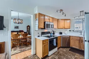 2275 S Kenton St, Aurora, CO 80014 - Photo 9