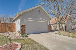 2275 S Kenton St, Aurora, CO 80014 - Photo 3