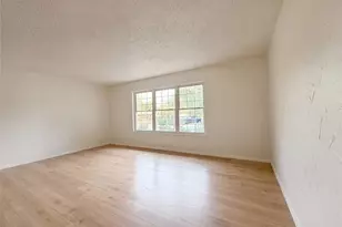 1307 Redwood Dr, Loveland, CO 80538 - Photo 9