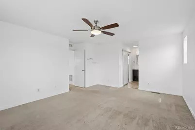 10201 Truckee Way, Commerce City, CO 80022 - Photo 23