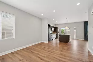 10201 Truckee Way, Commerce City, CO 80022 - Photo 11